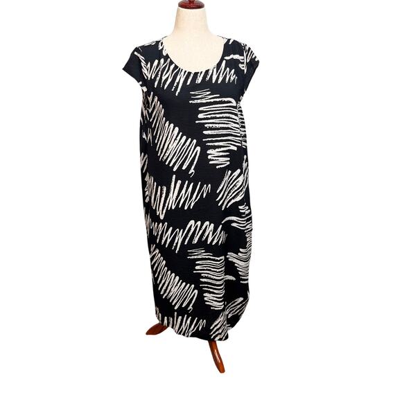 Patrizia Luca Dresses & Skirts - Patrizia Luca Milano balloon midi dress cap sleeve scoop neck black white L/XL